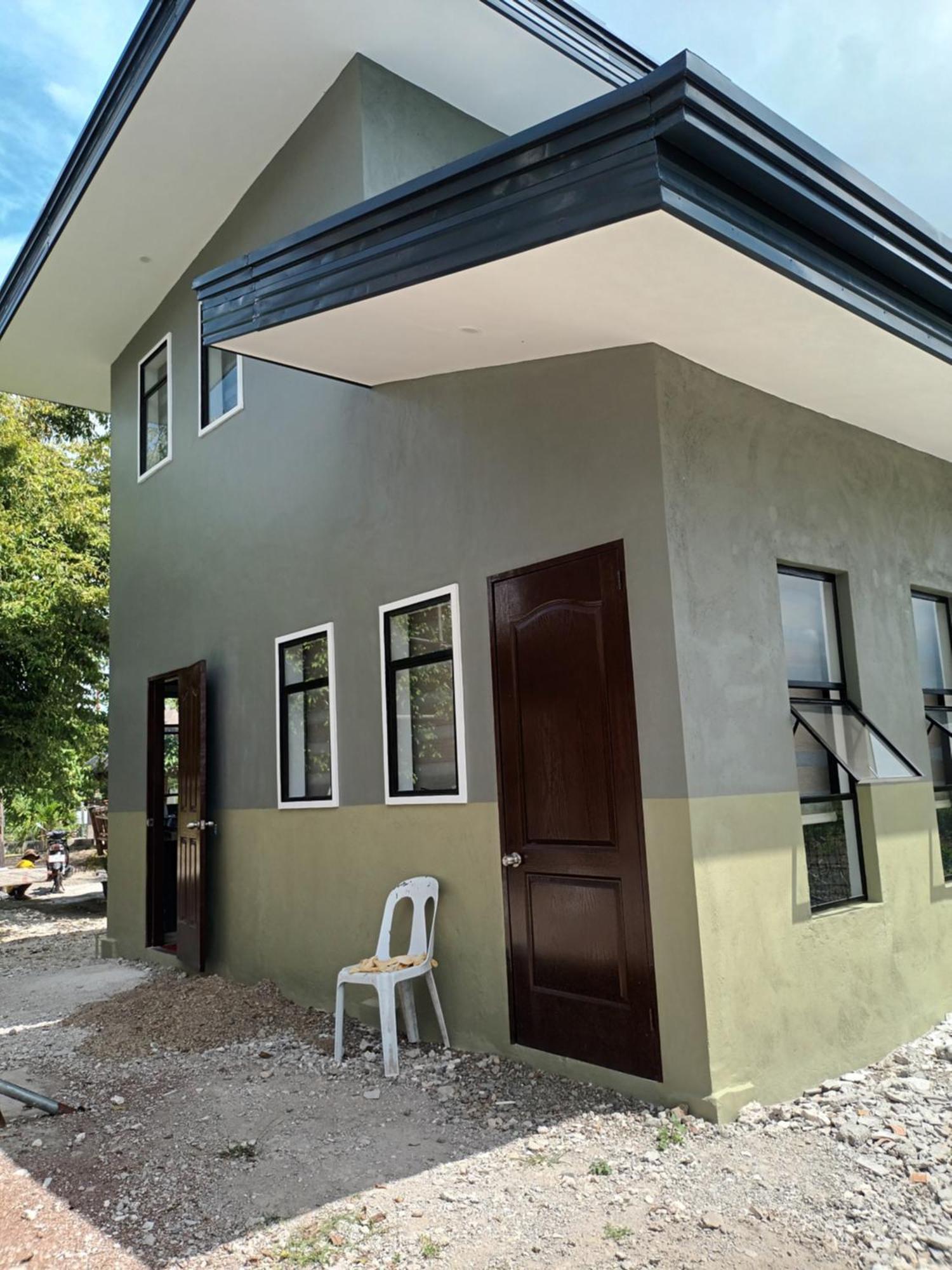 Grae'S Apartelle Moalboal Exterior photo