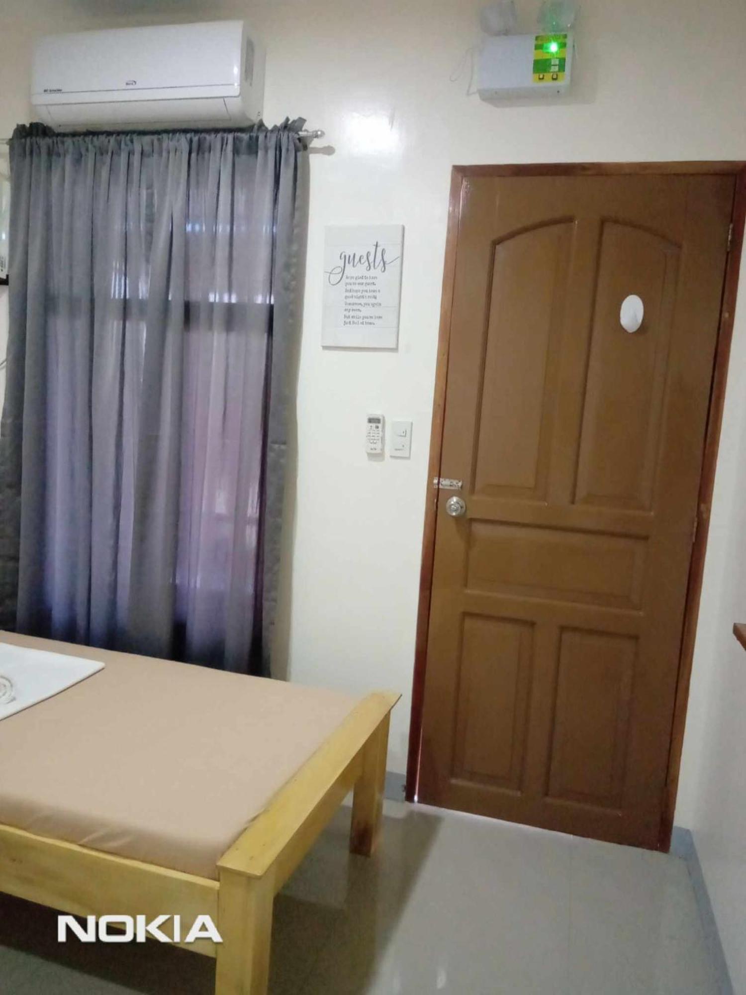 Grae'S Apartelle Moalboal Exterior photo