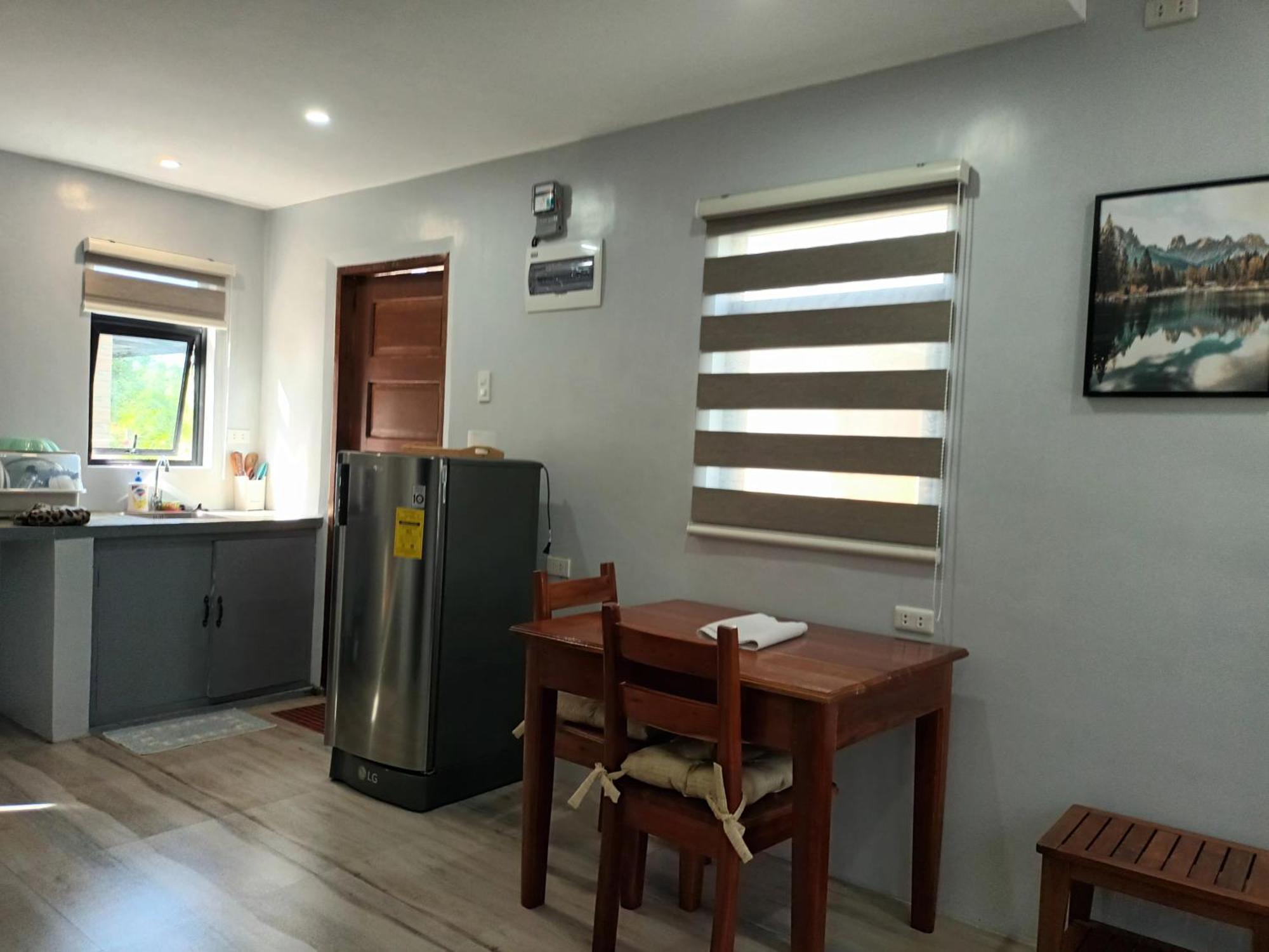 Grae'S Apartelle Moalboal Exterior photo