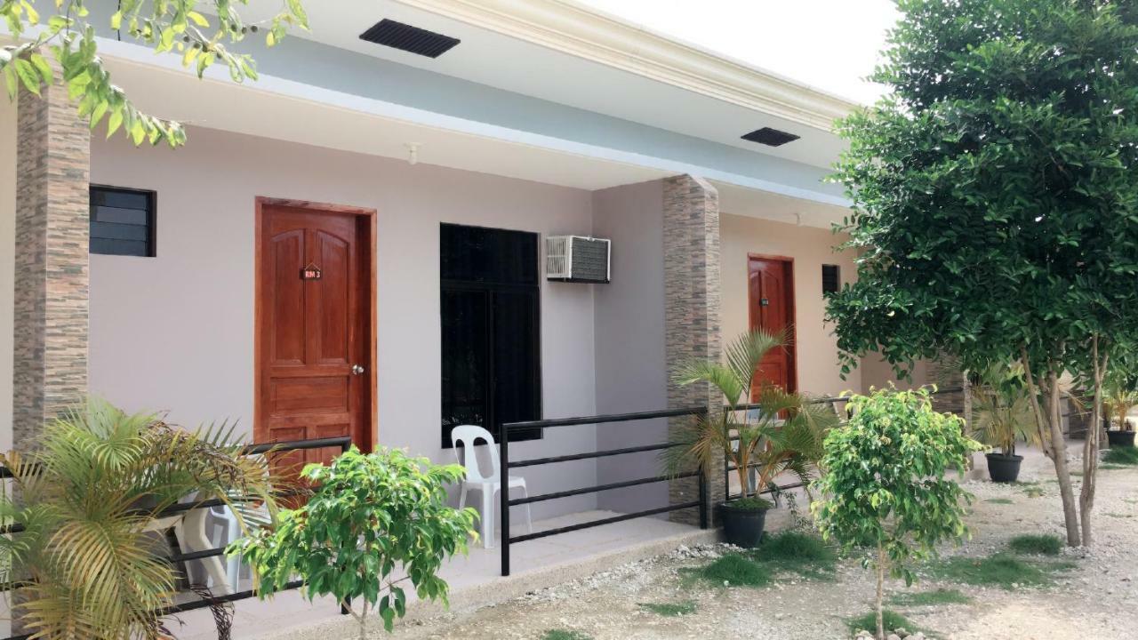 Grae'S Apartelle Moalboal Exterior photo