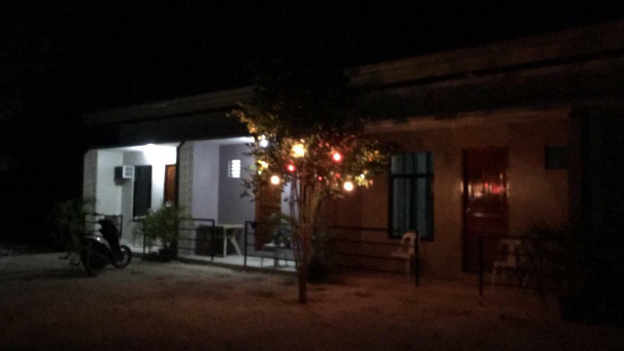 Grae'S Apartelle Moalboal Exterior photo